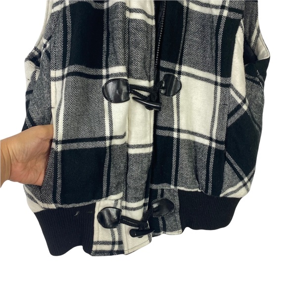 Op Womens Jrs XL Flannel Puffer Vest Zip & Button Up Black White Hooded - Picture 3 of 9